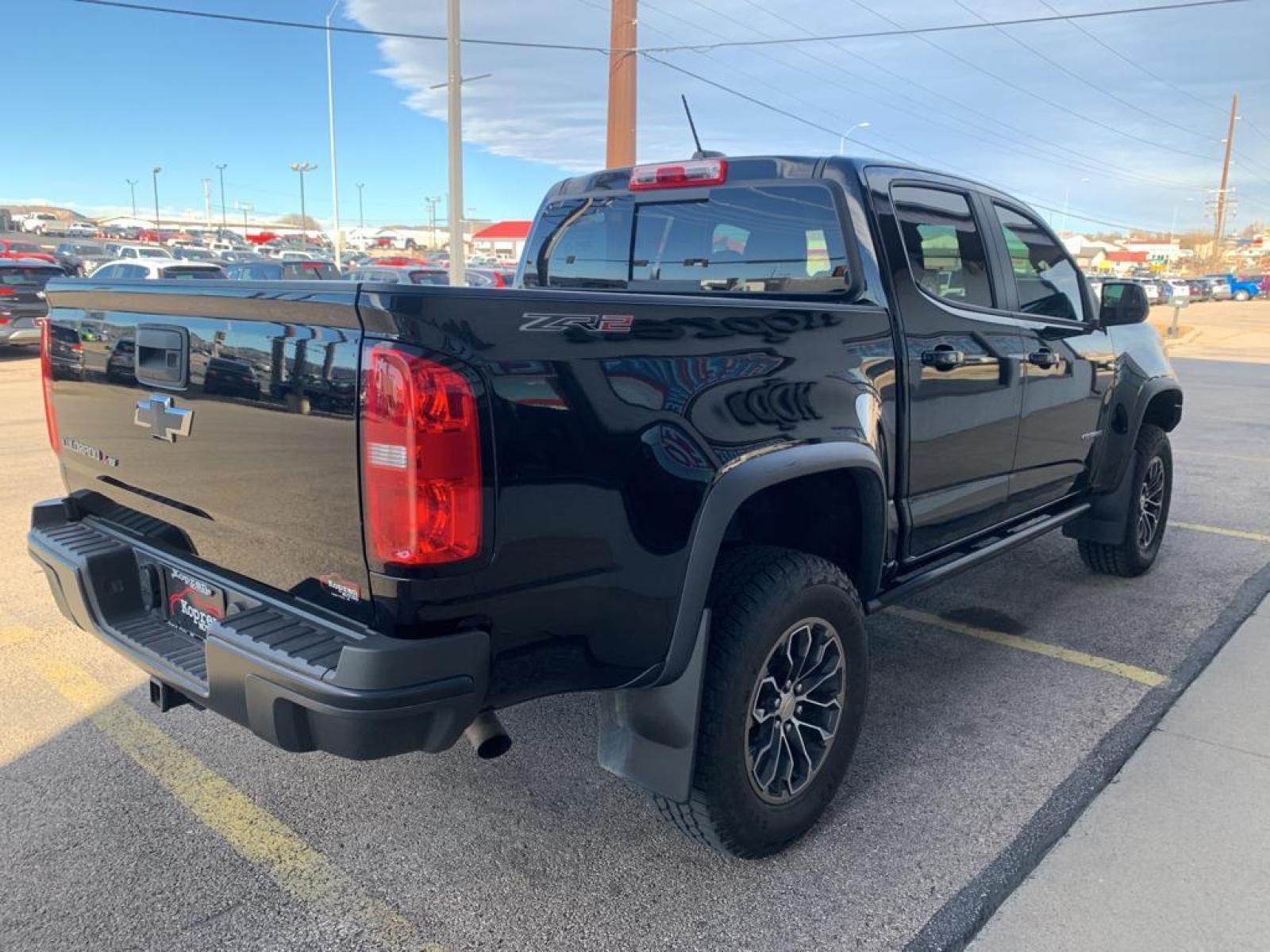 2019 BLACK /Jet Black Chevrolet Colorado 4WD ZR2 (1GCGTEEN8K1) with an V6, 3.6L engine, 8-speed automatic transmission, located at 222 N Cambell St., Rapid City, SD, 57701, (866) 420-2727, 44.081833, -103.191032 - <b>Equipment</b><br>This vehicle has a clean CARFAX vehicle history report. This Chevrolet Colorado features a high end BOSE stereo system. An off-road package is installed on this vehicle so you are ready for your four-wheeling best. This Chevrolet Colorado features a hands-free Bluetooth phone sys - Photo #4