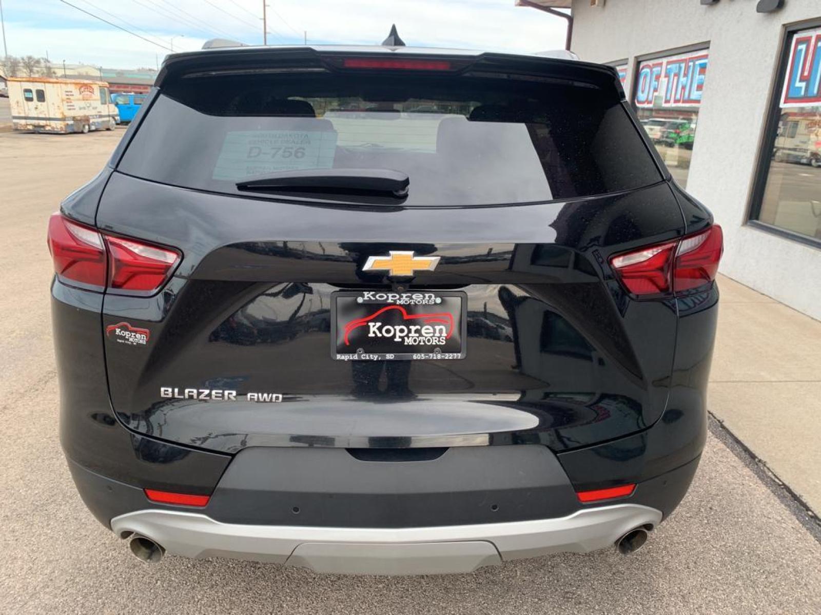 2021 BLACK /Jet Black Chevrolet Blazer LT (3GNKBHRS6MS) with an V6, 3.6L engine, 9-speed automatic transmission, located at 222 N Cambell St., Rapid City, SD, 57701, (866) 420-2727, 44.081833, -103.191032 - Photo #5